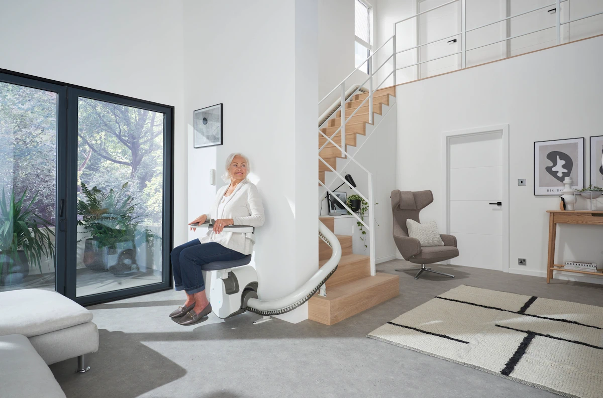Flow X stair lift moving from ground