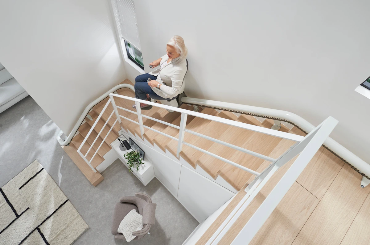 Flow X stair lift moving position 3