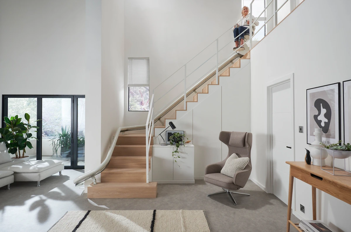 Flow X stair lift moving position 5